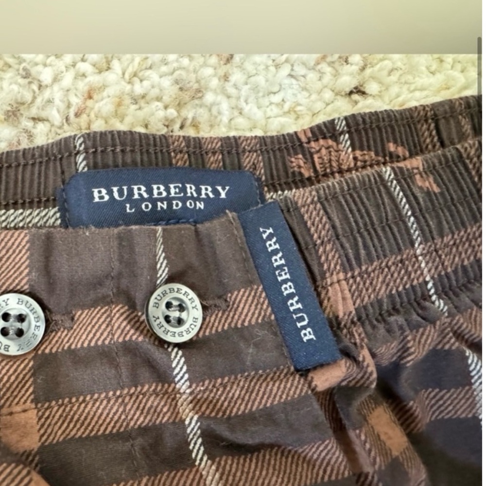 Burberry Dark Brown Checkered Men's Shorts - Picture 3 of 5